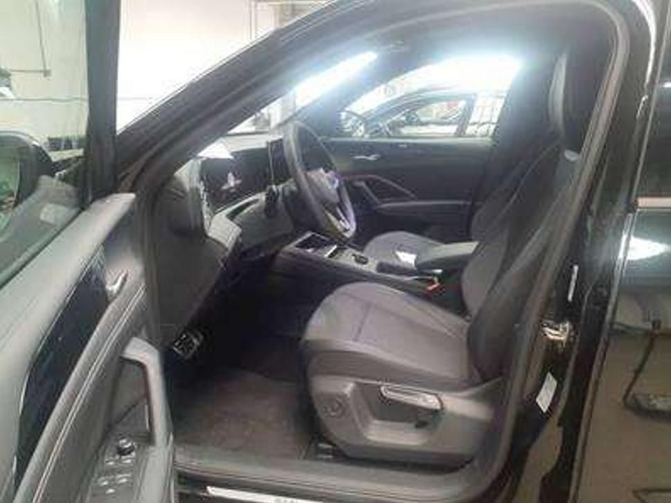 Volkswagen Tiguan 2025 г. Чёрный, пробег 20501 км