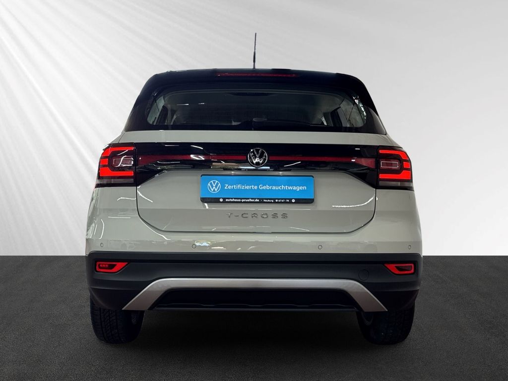 Volkswagen T-Cross 2022 г. Серый, пробег 38900 км