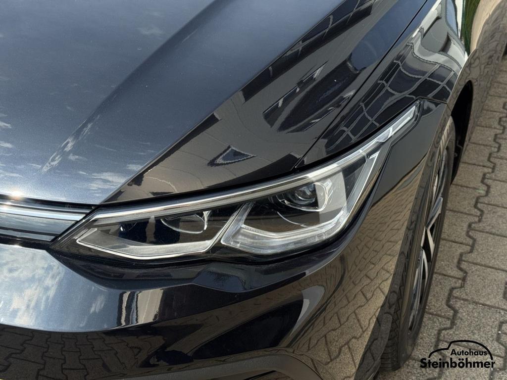 Volkswagen Golf 2023 г. Чёрный, пробег 45446 км