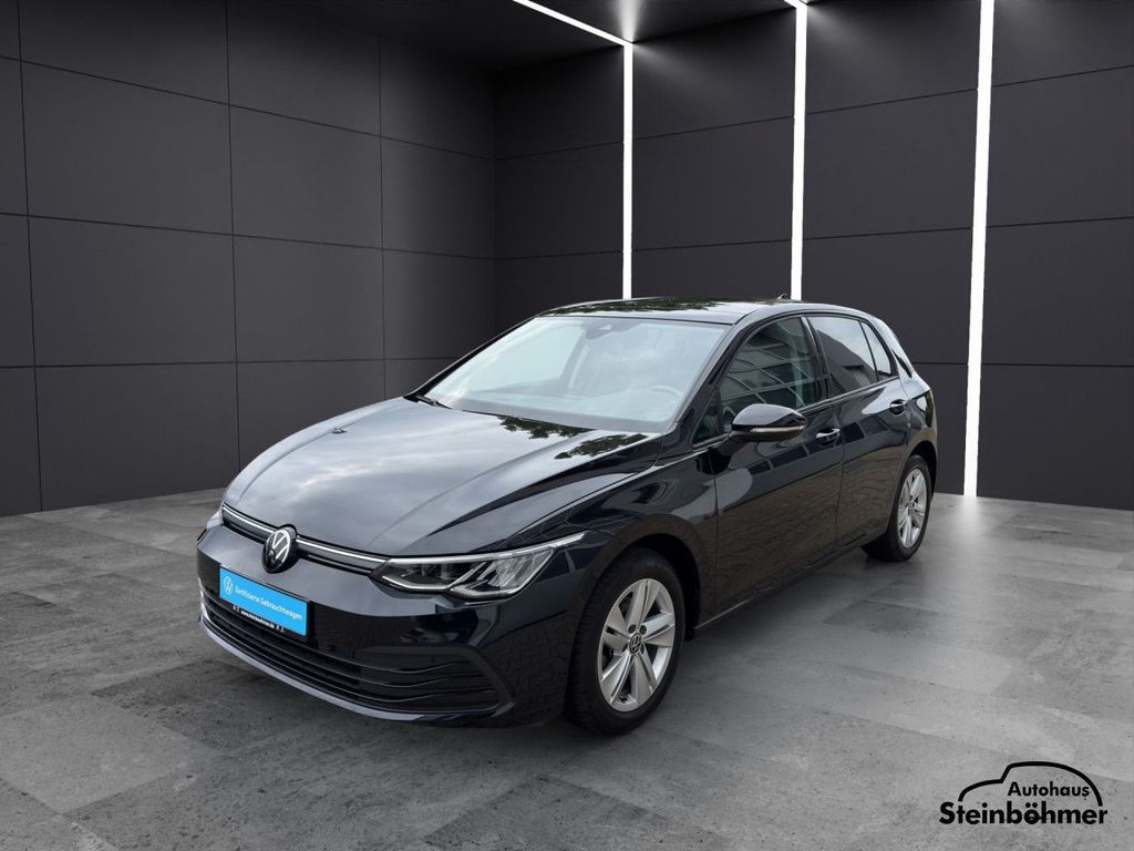 Volkswagen Golf 2023 г. Чёрный, пробег 47602 км
