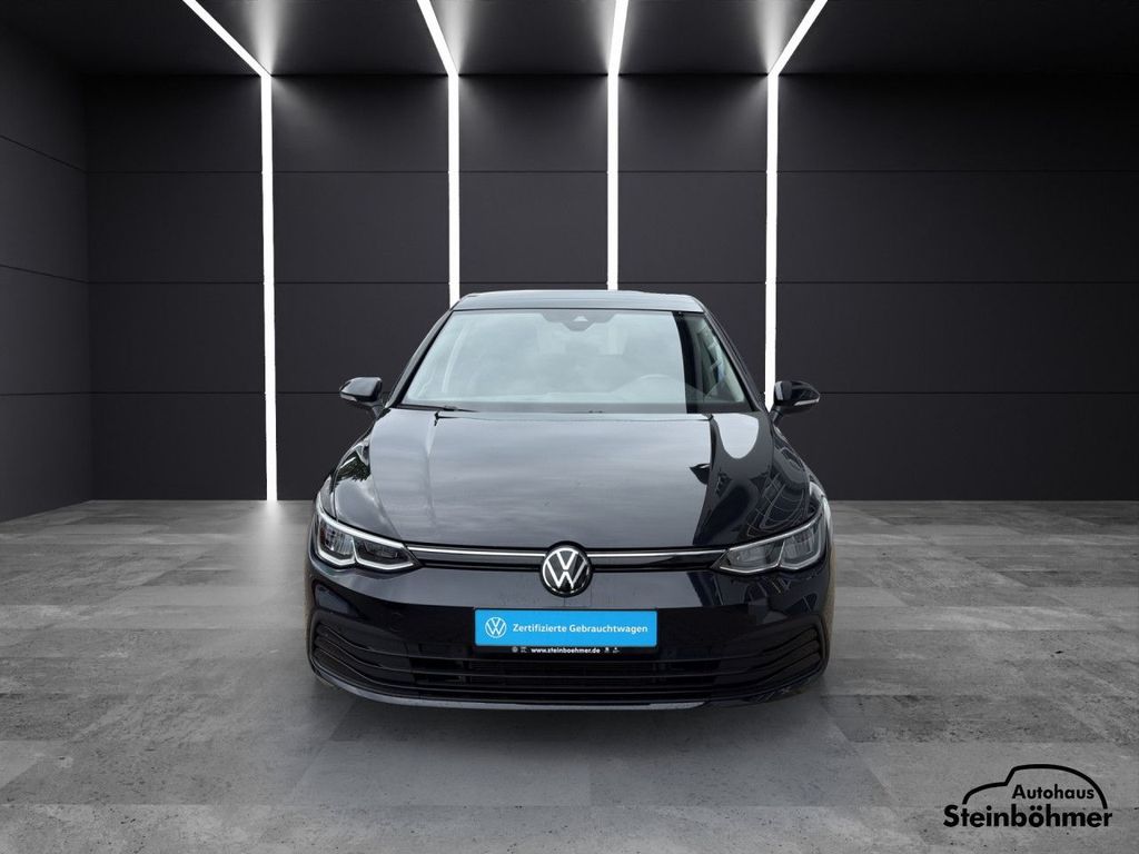 Volkswagen Golf 2023 г. Чёрный, пробег 47602 км