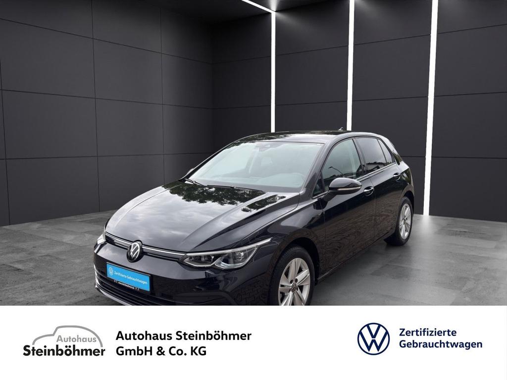 Volkswagen Golf 2023 г. Чёрный, пробег 43907 км
