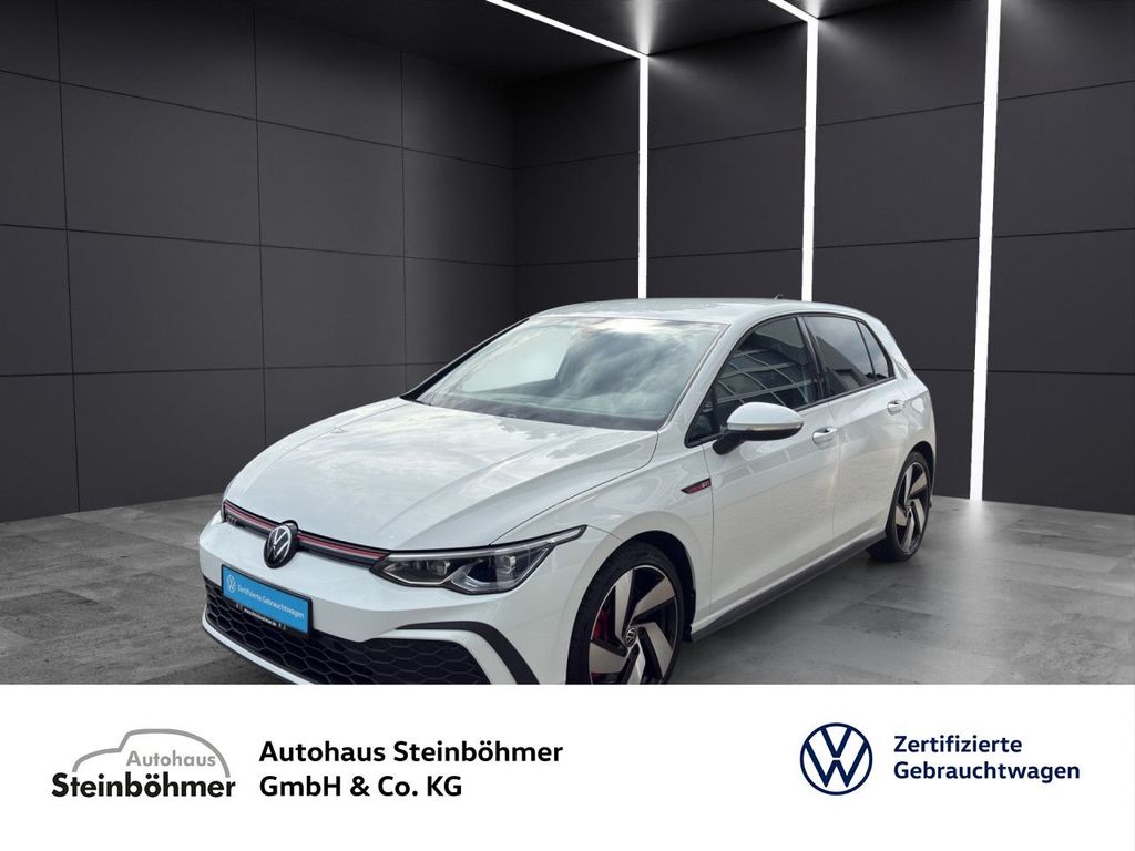 Volkswagen Golf 2024 г. Белый, пробег 39858 км