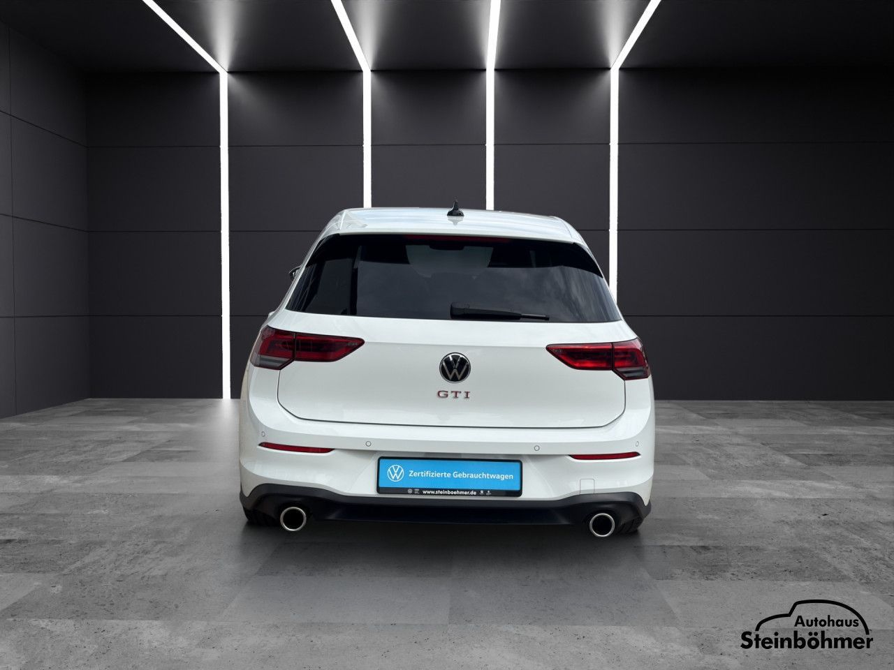 Volkswagen Golf 2024 г. Белый, пробег 39858 км