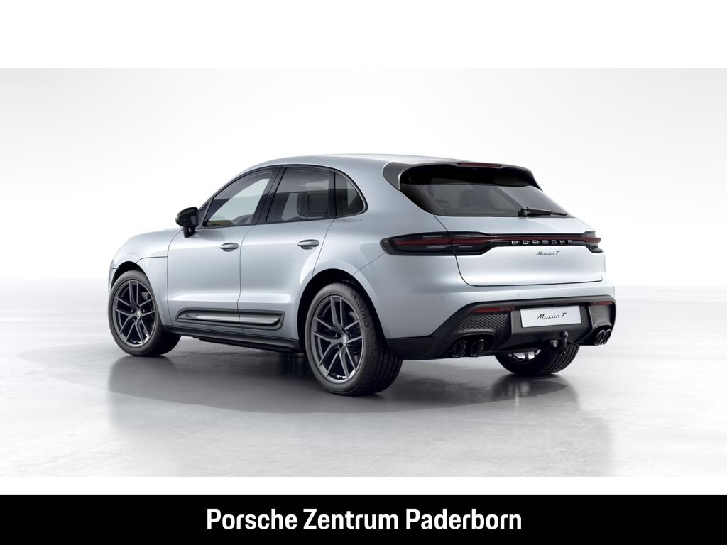 Porsche Macan 2024 г. Серебристый, пробег 30350 км