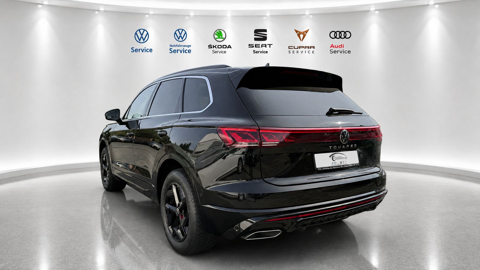 Volkswagen Touareg 2025 г. Чёрный, пробег 29073 км