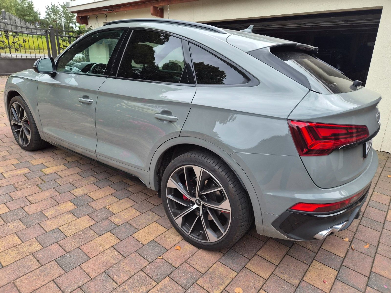 Audi SQ5 2022 г. Серый, пробег 50000 км