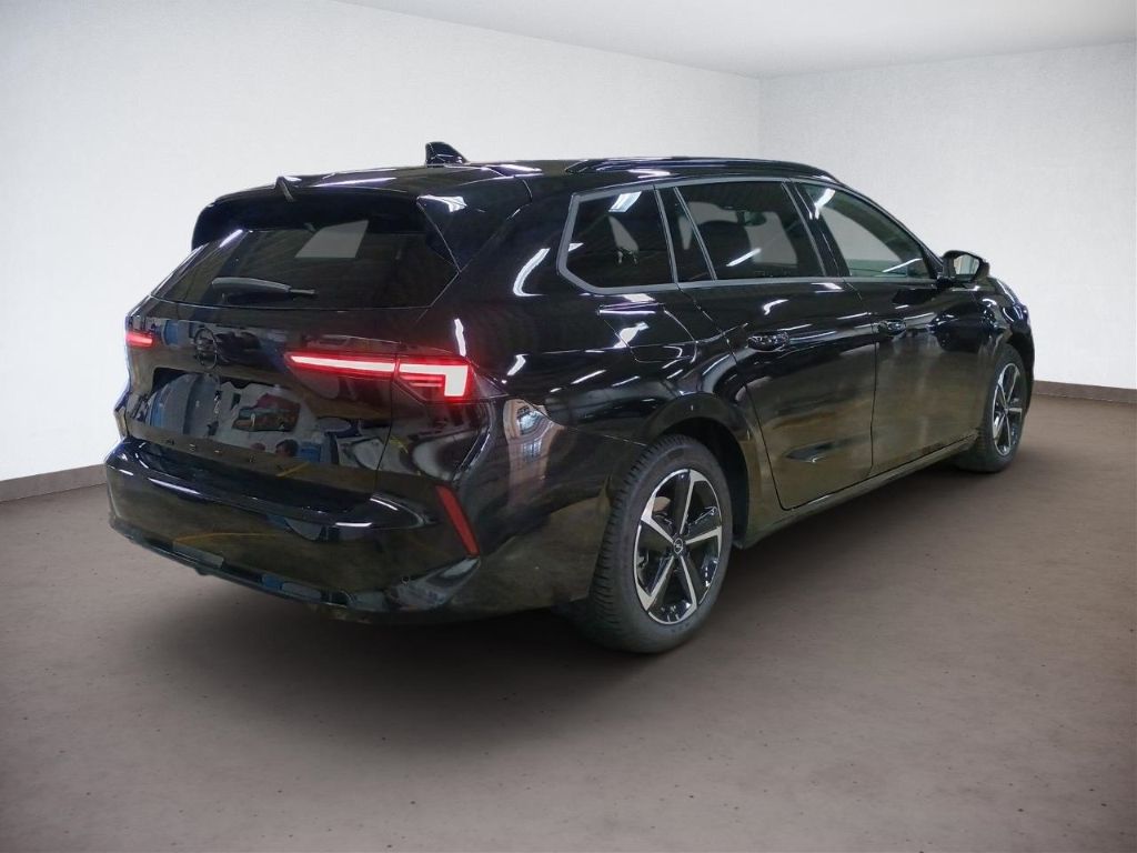 Opel Astra 2025 г. Чёрный, пробег 25466 км