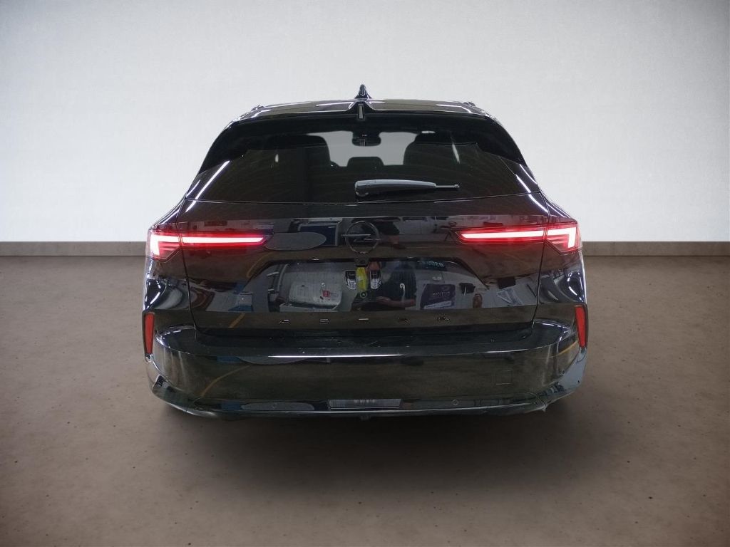 Opel Astra 2025 г. Чёрный, пробег 25466 км