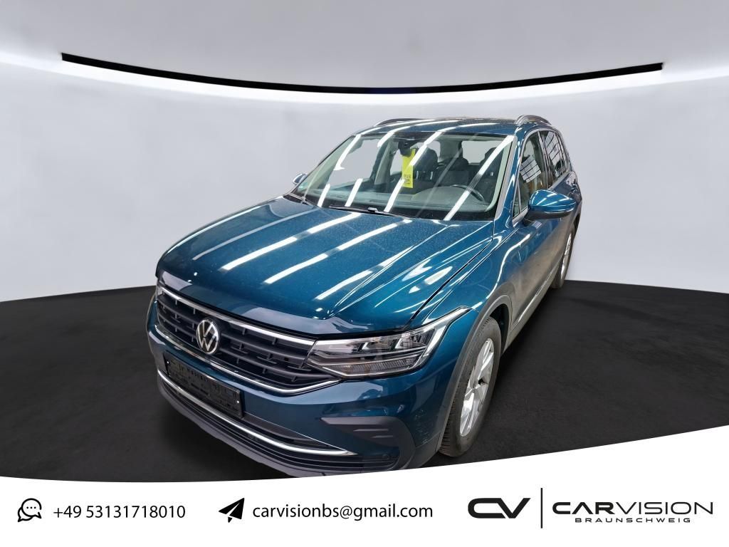 Volkswagen Tiguan 2022 г. Синий, пробег 57369 км