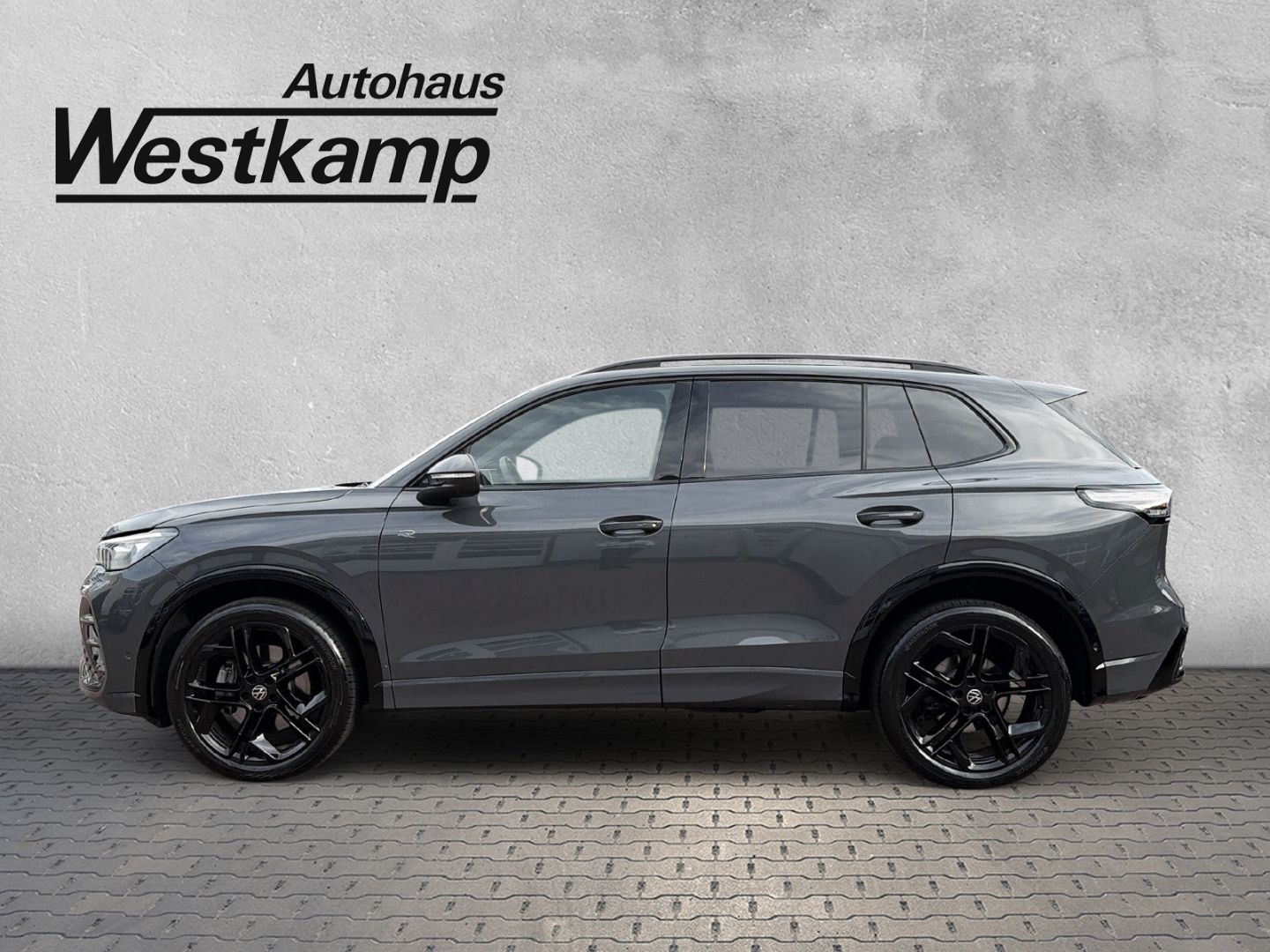 Volkswagen Tiguan 2025 г. Серый, пробег 14250 км