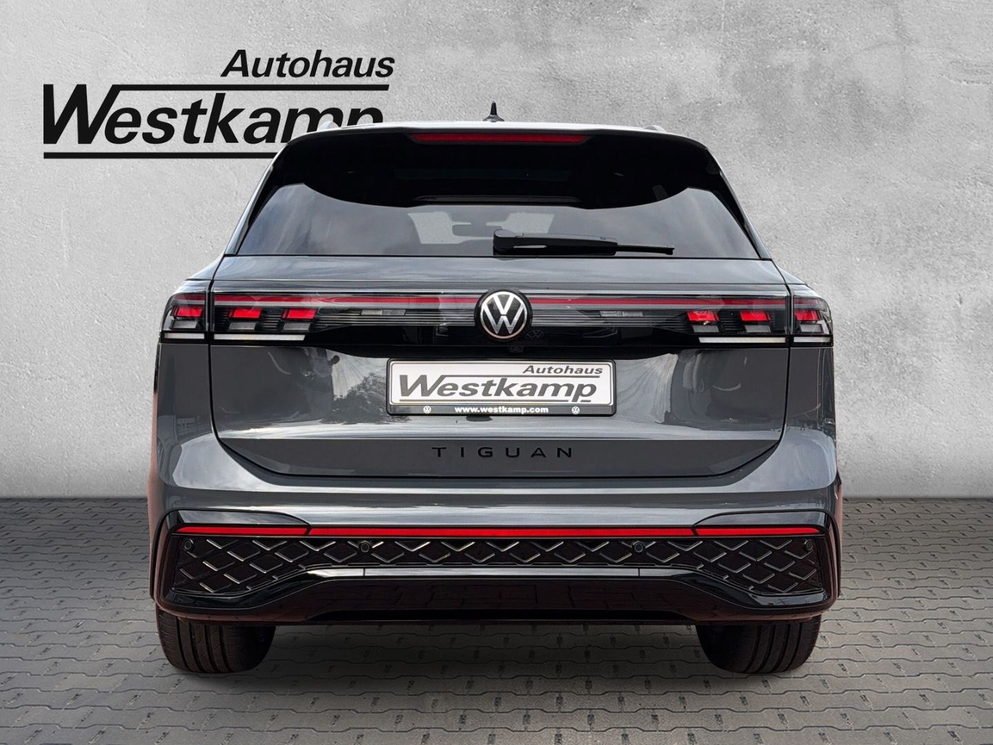 Volkswagen Tiguan 2025 г. Серый, пробег 14250 км