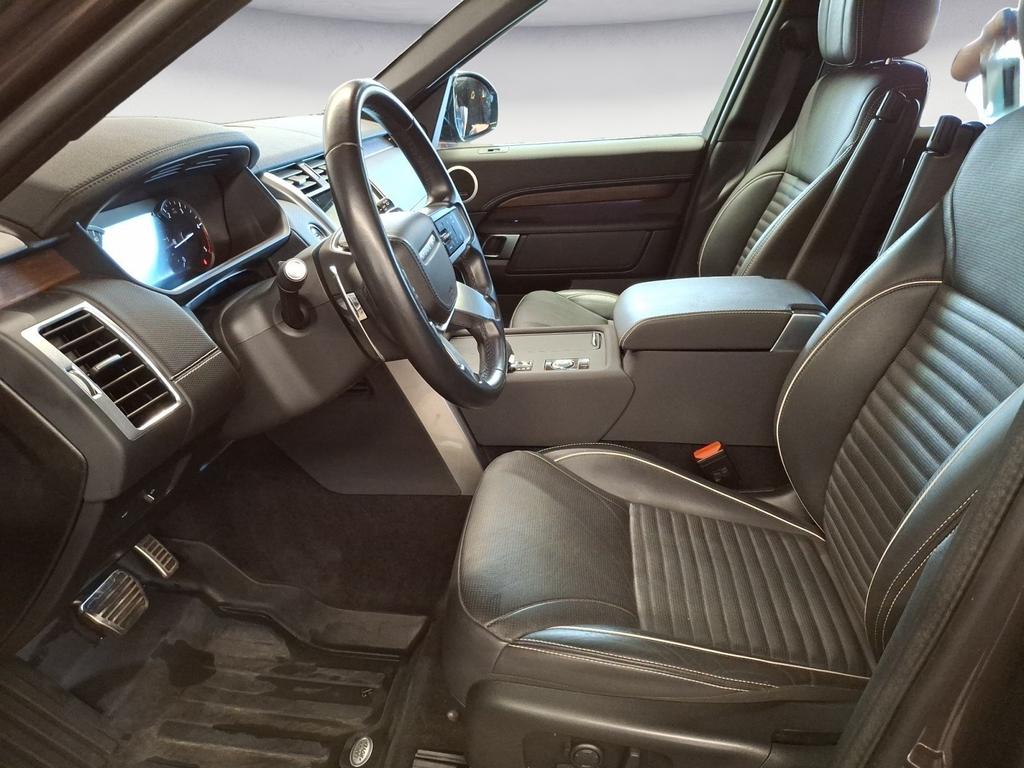 Land Rover Discovery 2023 г. Серый, пробег 56373 км