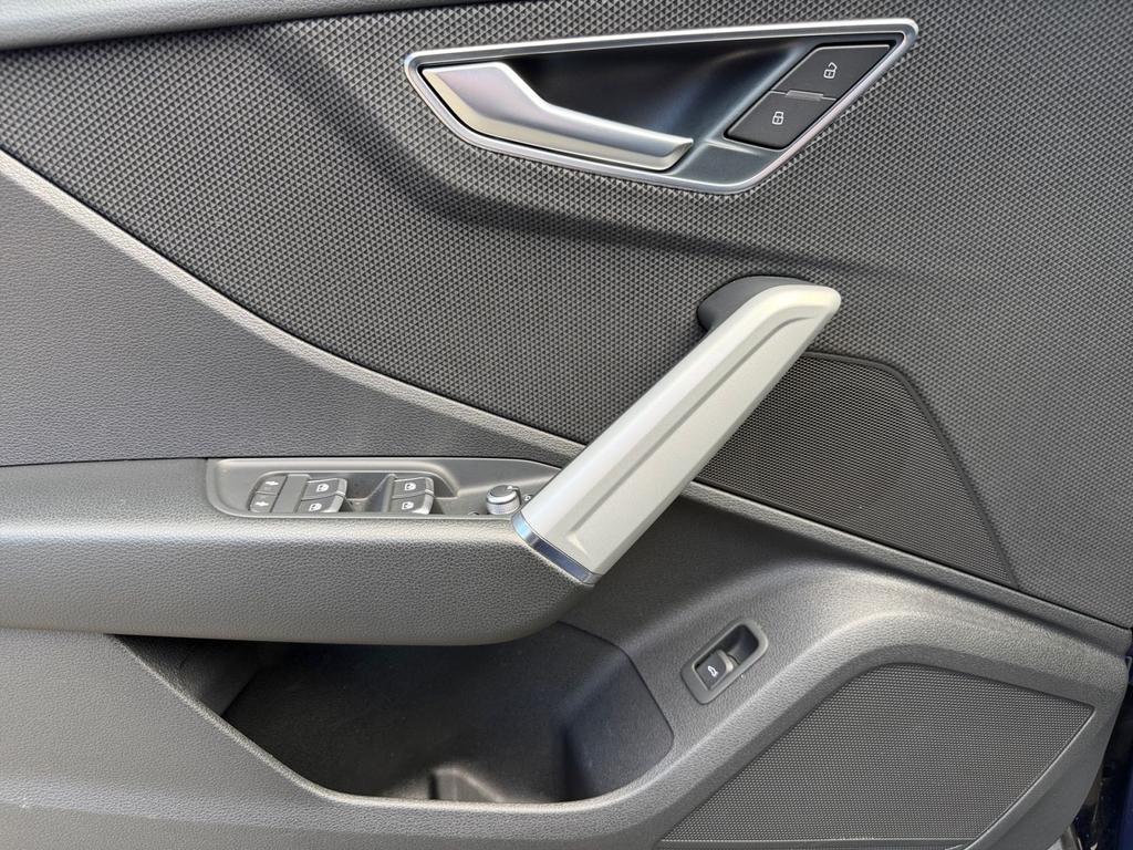 Audi Q2 2024 г. Синий, пробег 27698 км