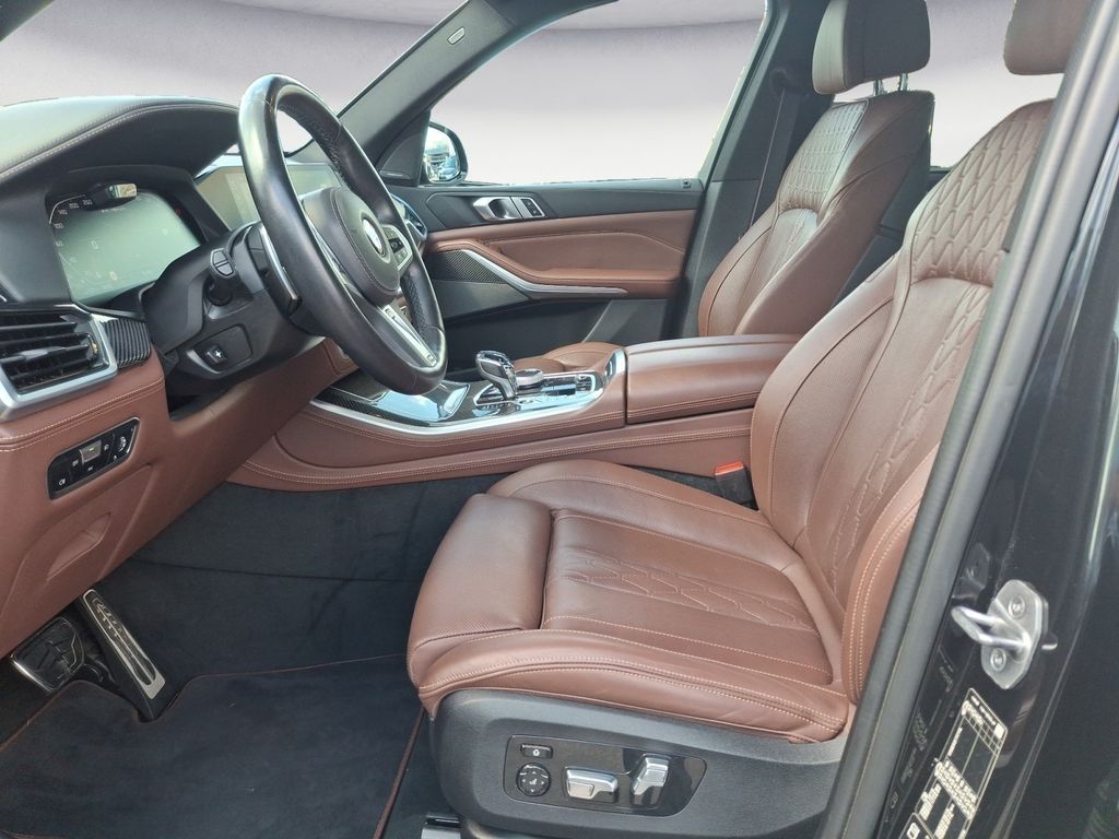 BMW X5 M50 2023 г. Серый, пробег 45600 км
