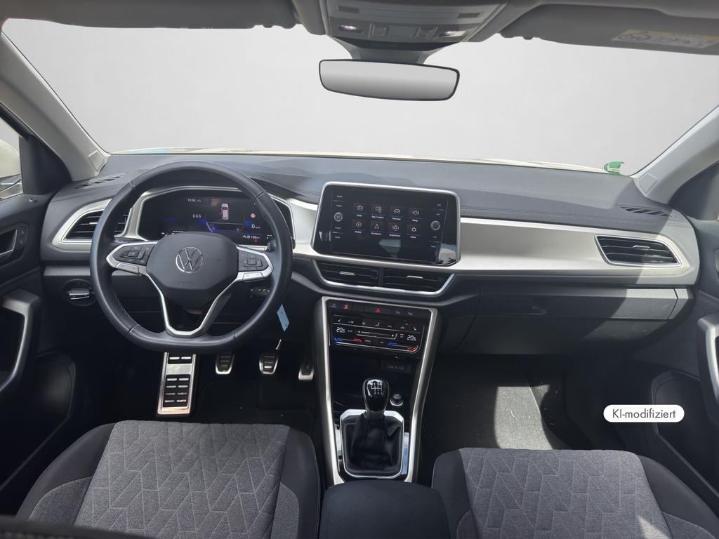 Volkswagen T-Roc 2023 г. Серый, пробег 40550 км
