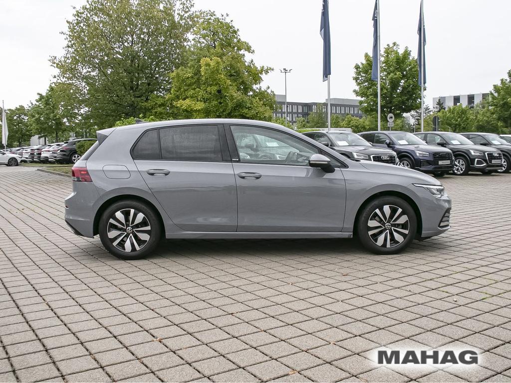 Volkswagen Golf 2023 г. Серый, пробег 31552 км