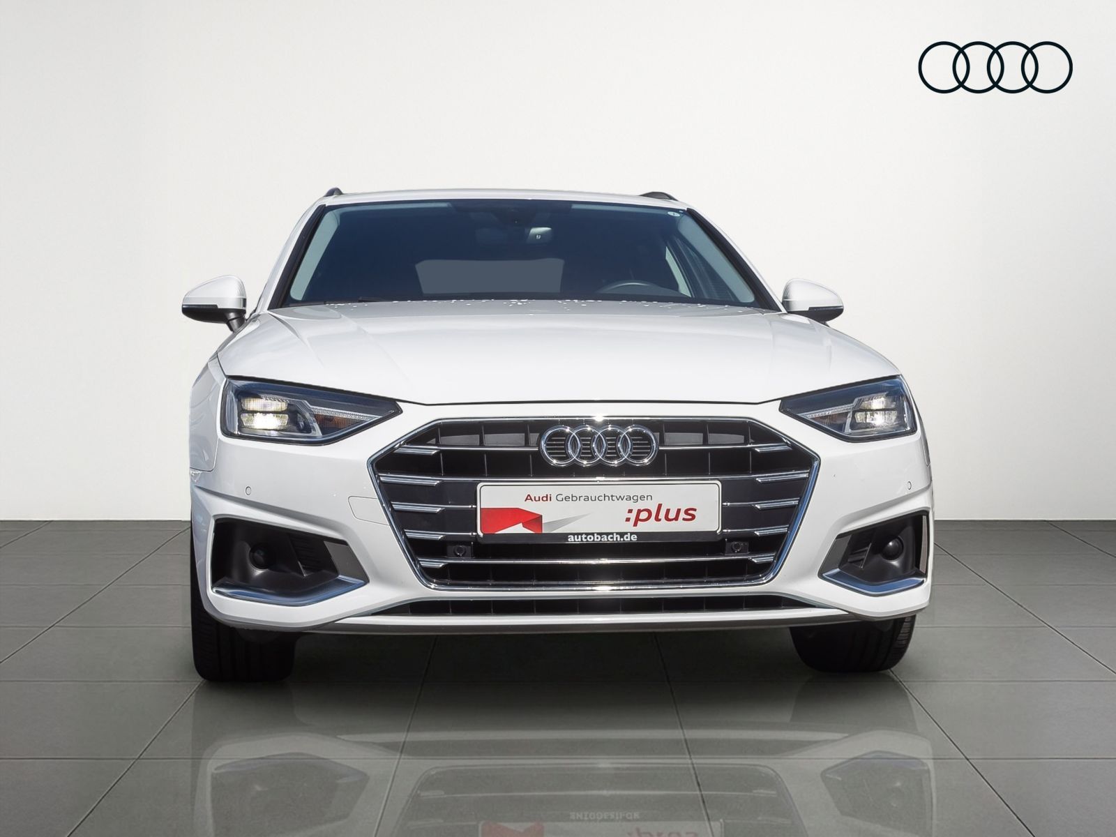 Audi A4 2023 г. Белый, пробег 44840 км