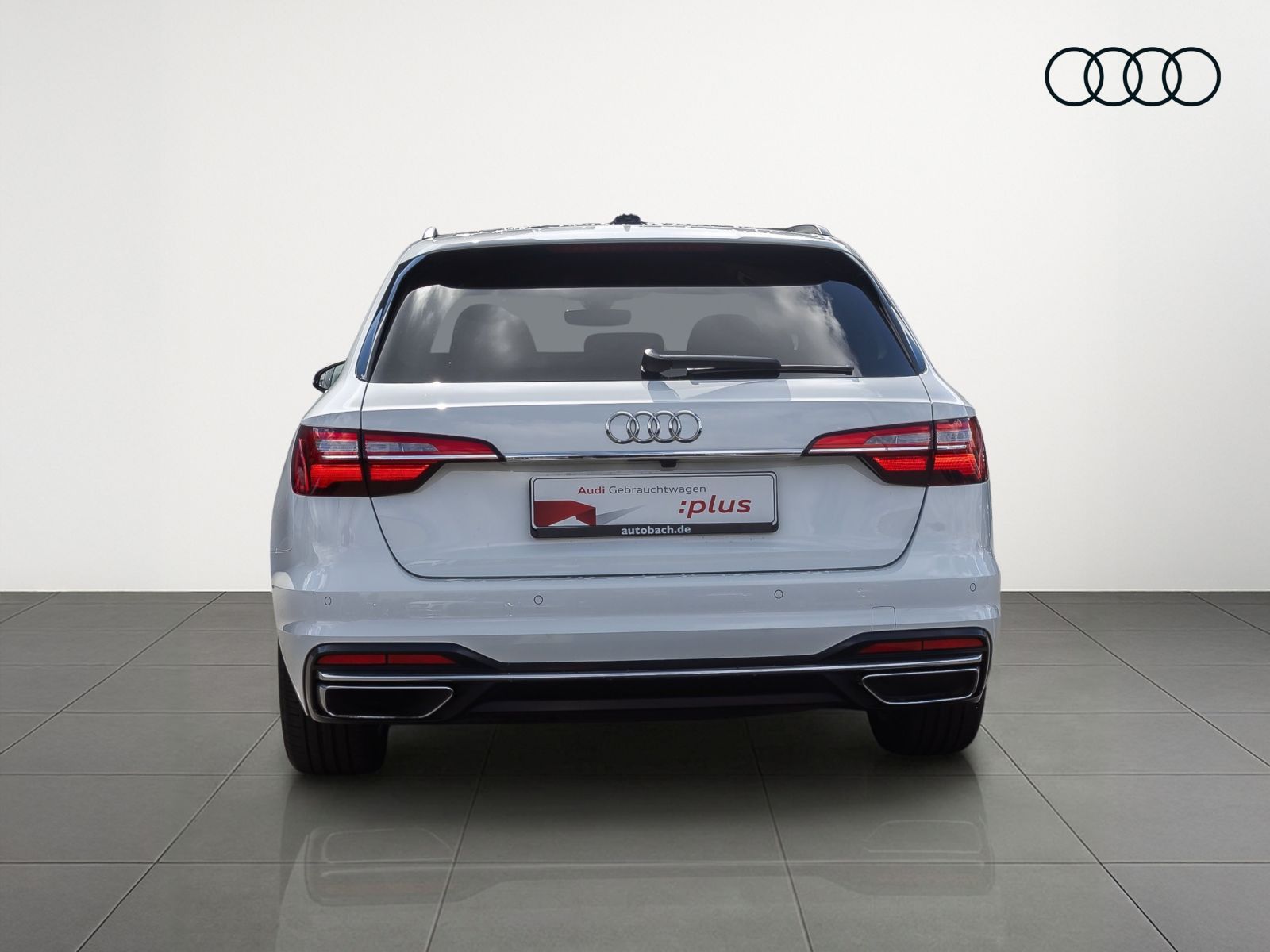 Audi A4 2023 г. Белый, пробег 44840 км