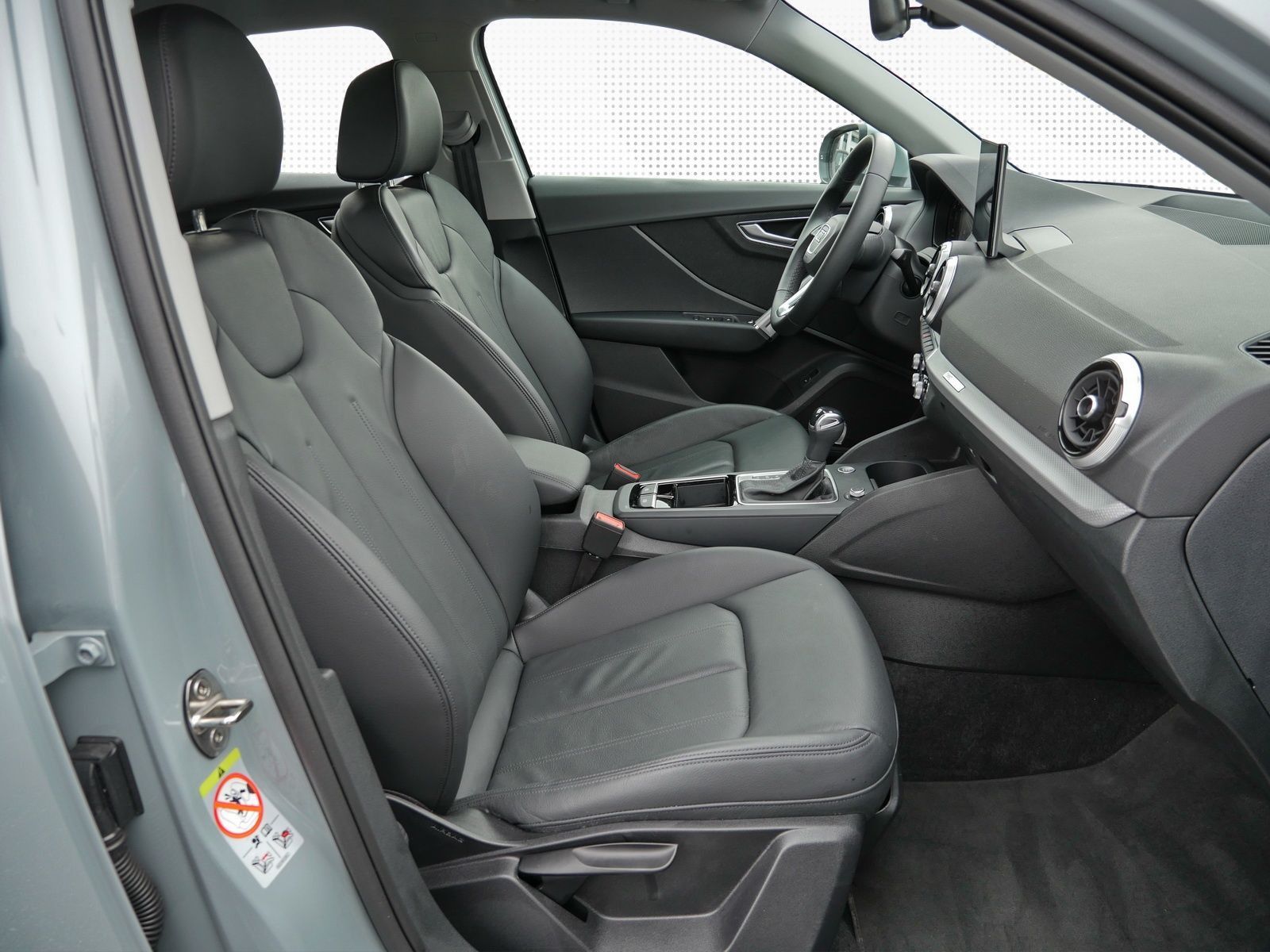 Audi Q2 2024 г. Серый, пробег 44000 км