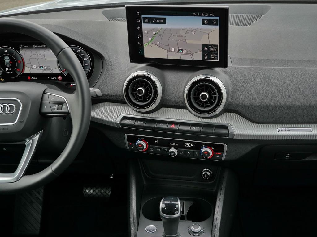 Audi Q2 2024 г. Серый, пробег 44000 км