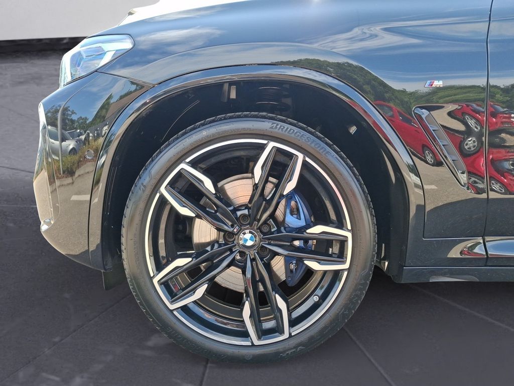 BMW X4 M40 2025 г. Чёрный, пробег 33500 км