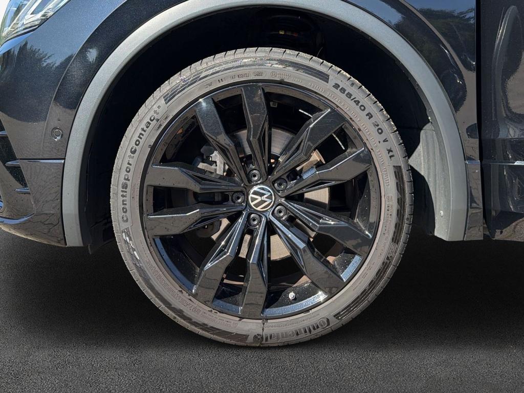 Volkswagen TIGUAN ALLSPACE 2023 г. Чёрный, пробег 36393 км