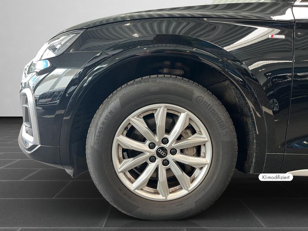 Audi Q5 2022 г. Чёрный, пробег 43840 км