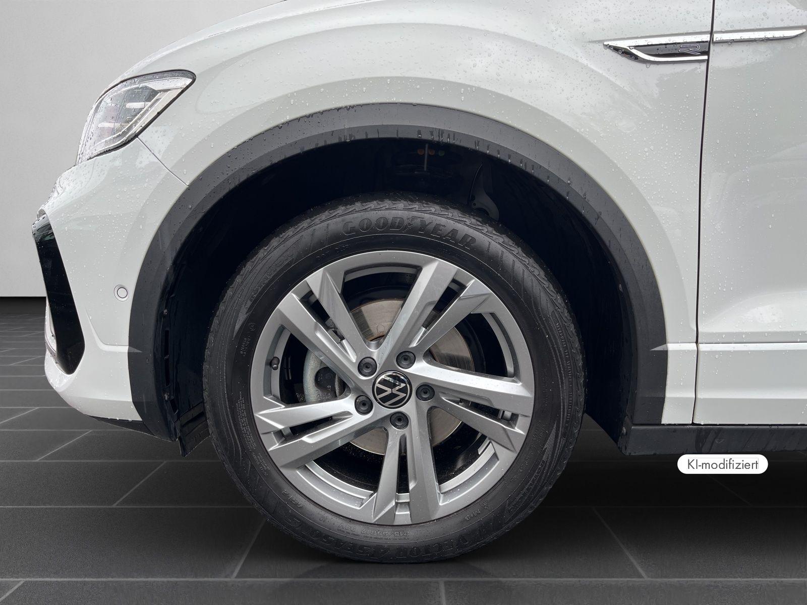 Volkswagen T-Roc 2022 г. Белый, пробег 28458 км