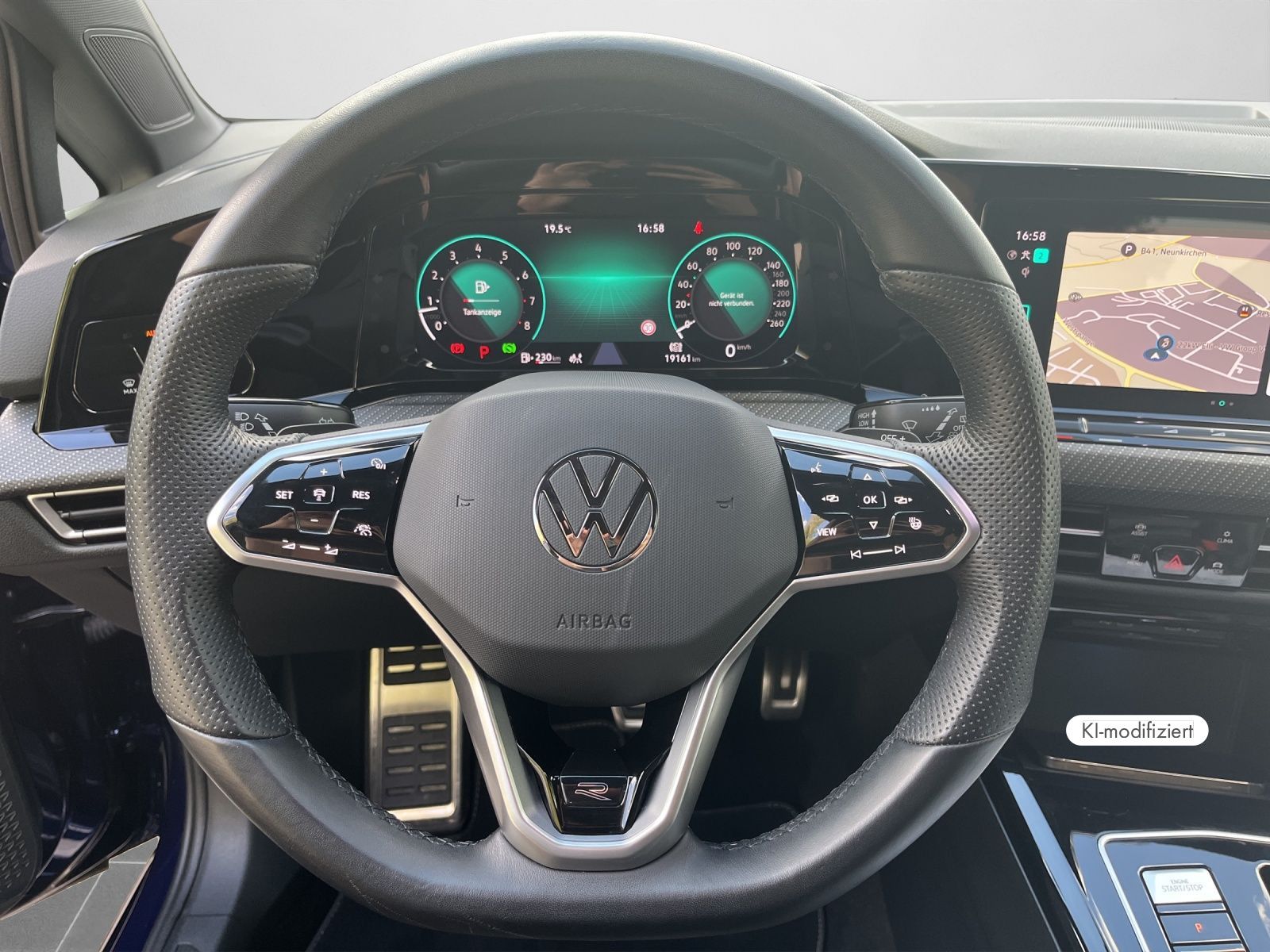 Volkswagen Golf 2024 г. Синий, пробег 19161 км