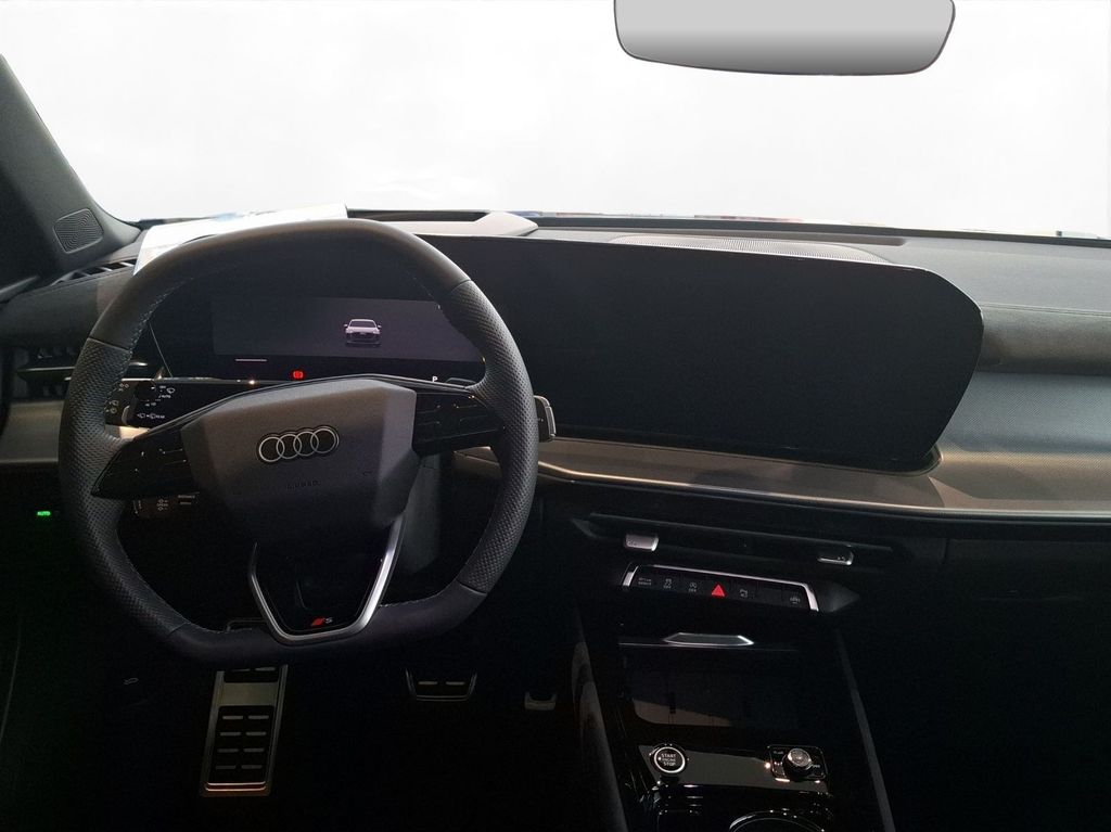 Audi Q3 2026 г. Синий, пробег 14500 км