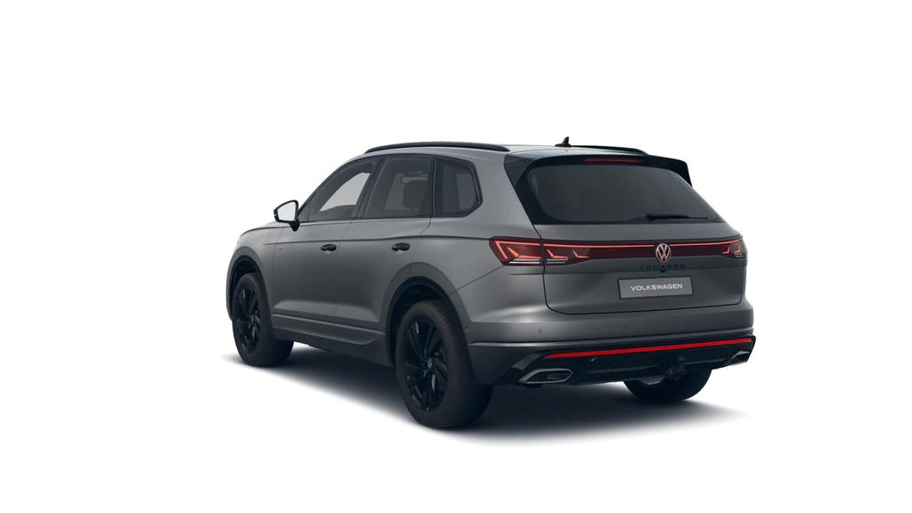 Volkswagen Touareg 2025 г. Серый, пробег 10768 км