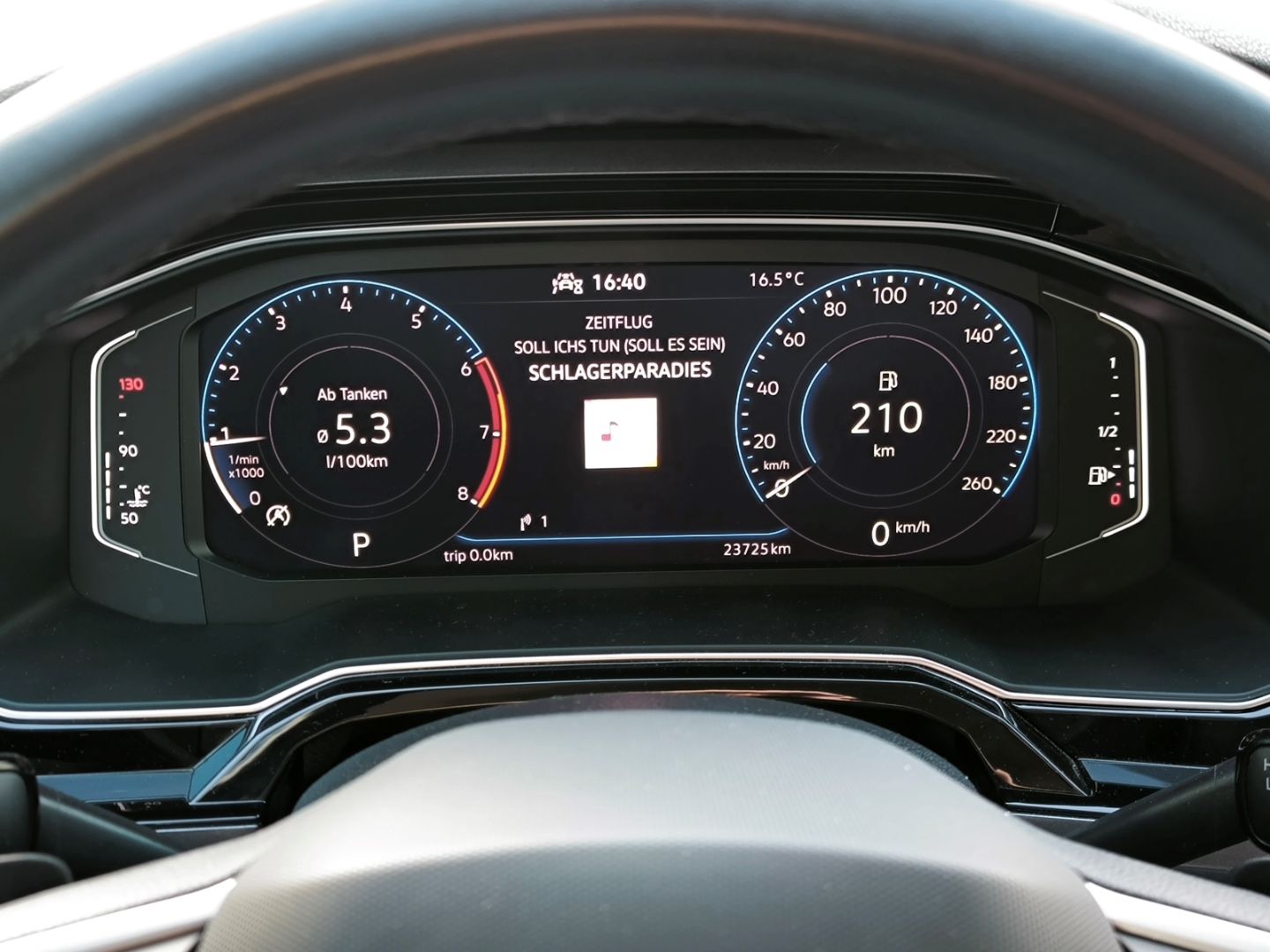 Volkswagen Polo 2023 г. Чёрный, пробег 23730 км