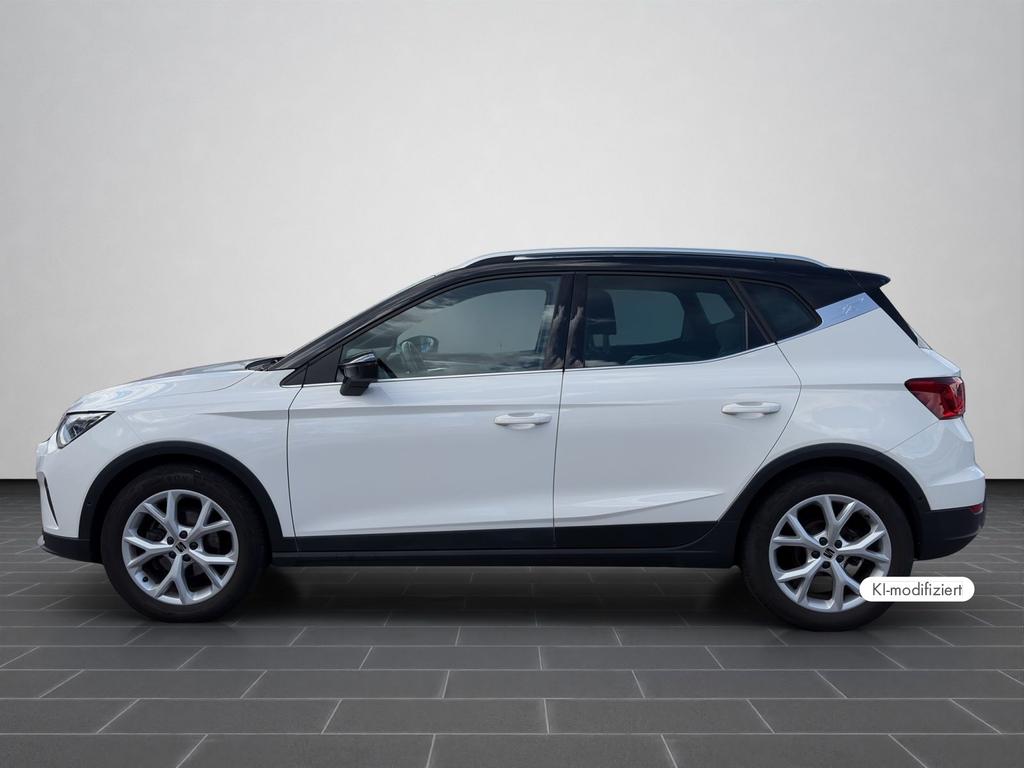SEAT Arona 2022 г. Белый, пробег 51700 км