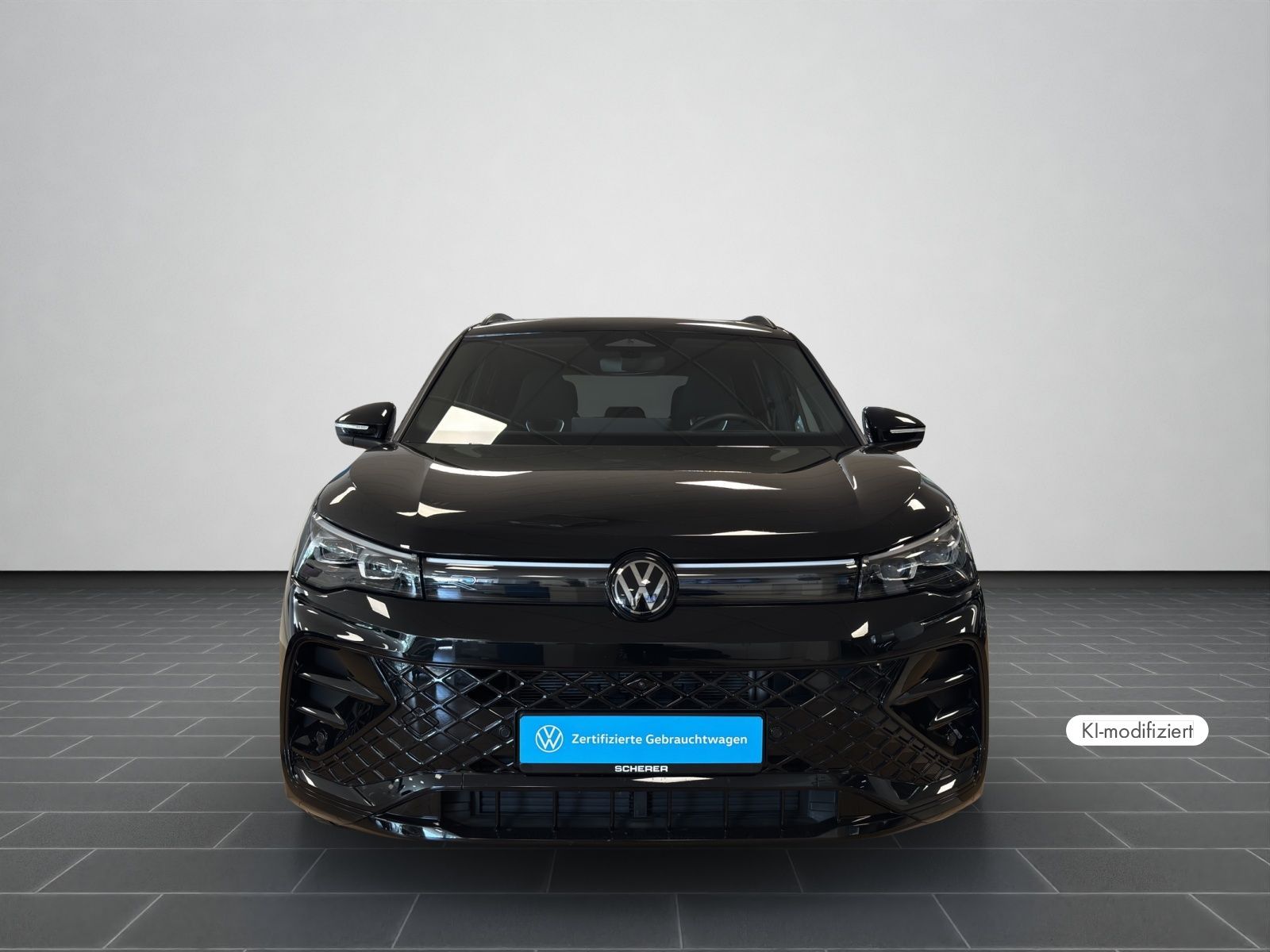 Volkswagen Tiguan 2025 г. Чёрный, пробег 19439 км
