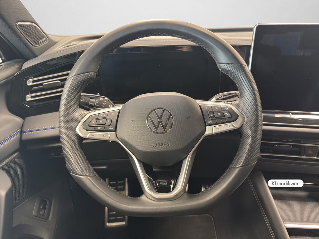 Volkswagen Tiguan 2025 г. Чёрный, пробег 19439 км