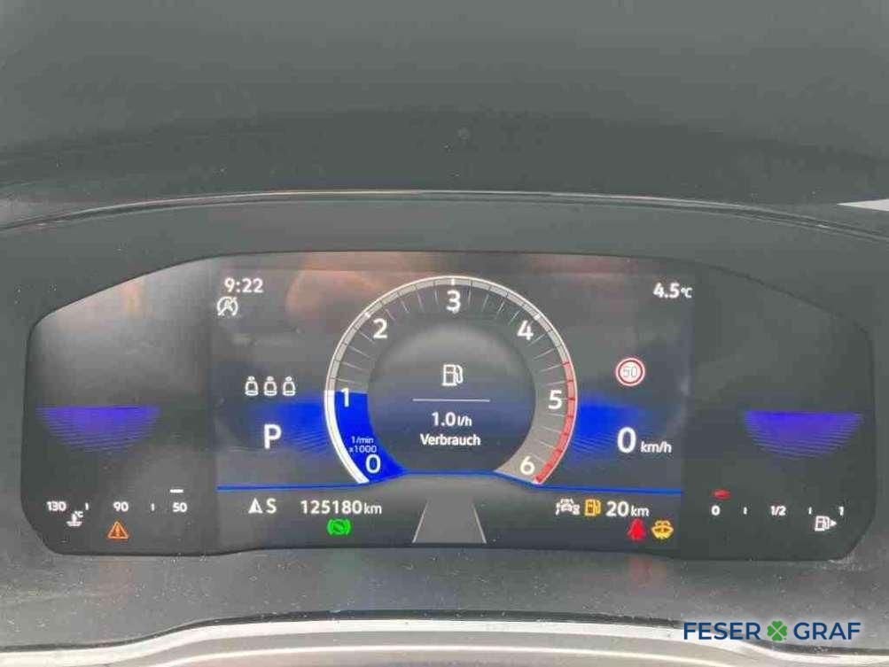 Volkswagen Touran 2026 г. Серый, пробег 18250 км