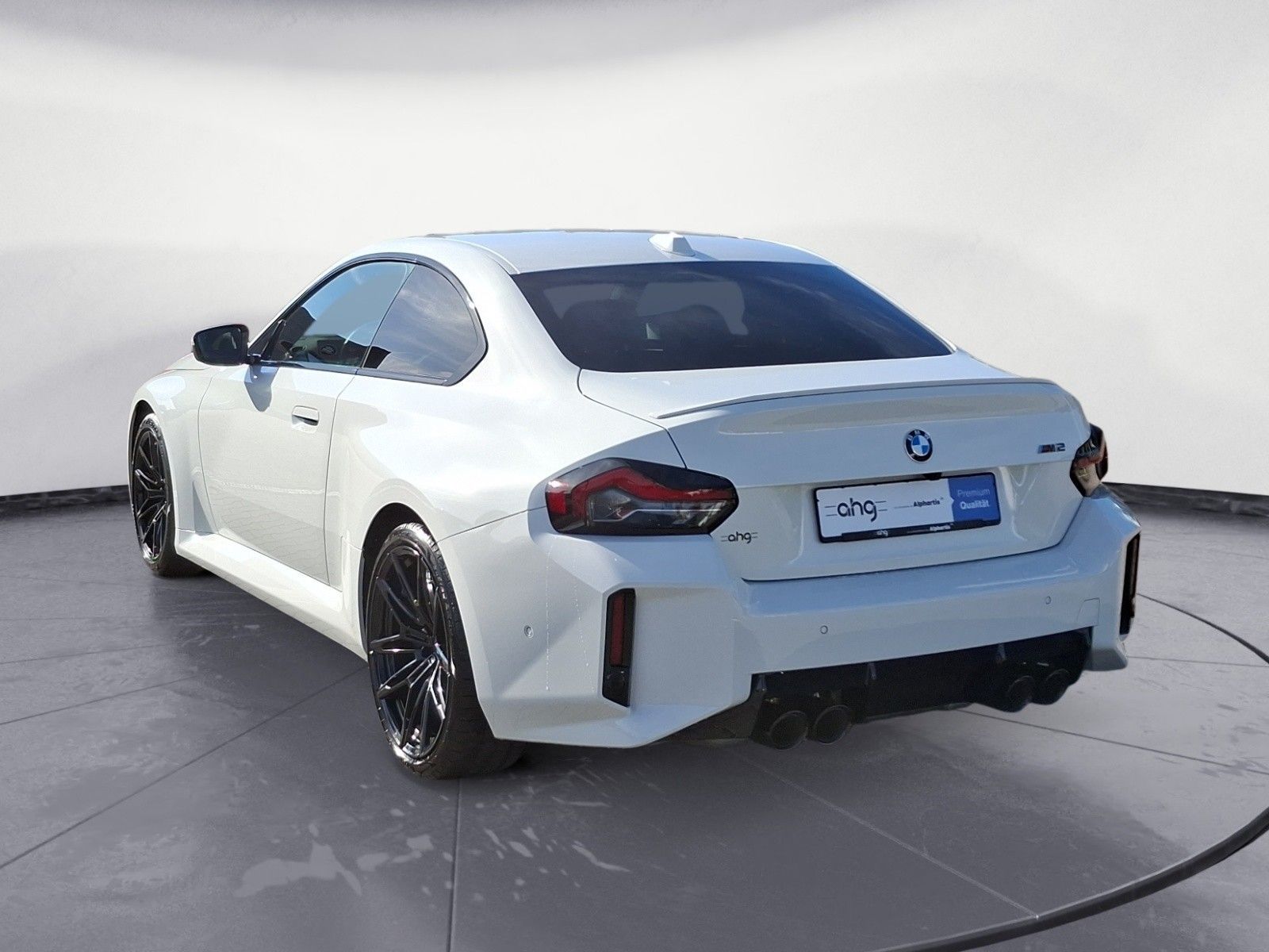 BMW M2 2025 г. Белый, пробег 1800 км