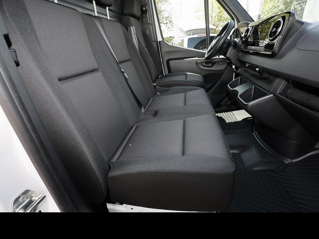 Mercedes-Benz SPRINTER 2024 г. Белый, пробег 29580 км