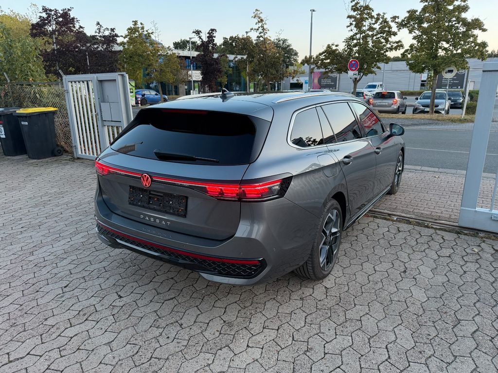 Volkswagen PASSAT VARIANT 2025 г. Серый, пробег 35286 км