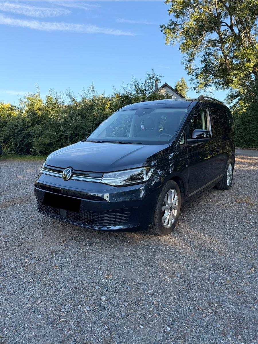Volkswagen Caddy 2022 г. Серый, пробег 40677 км