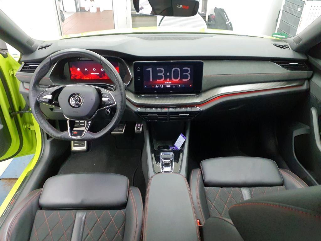 Skoda Octavia 2023 г. Зелёный, пробег 50010 км