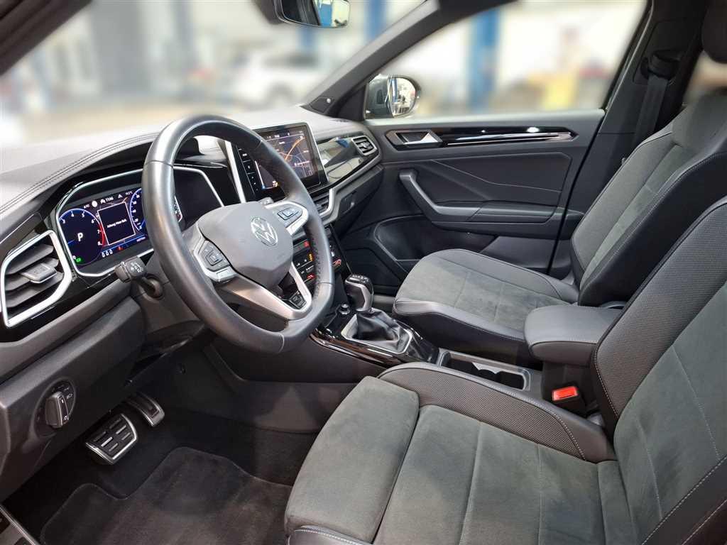 Volkswagen T-Roc 2024 г. Серый, пробег 40373 км