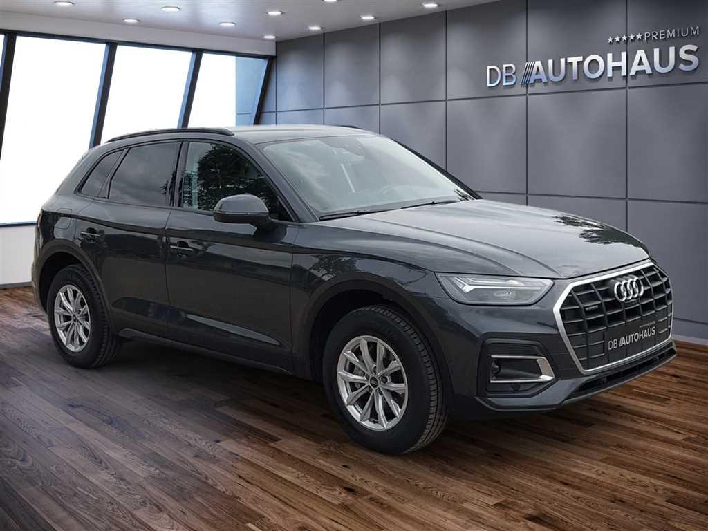 Audi Q5 2023 г. Серый, пробег 53419 км