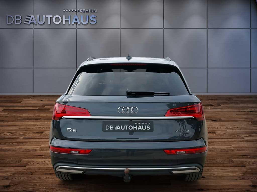 Audi Q5 2023 г. Серый, пробег 53419 км