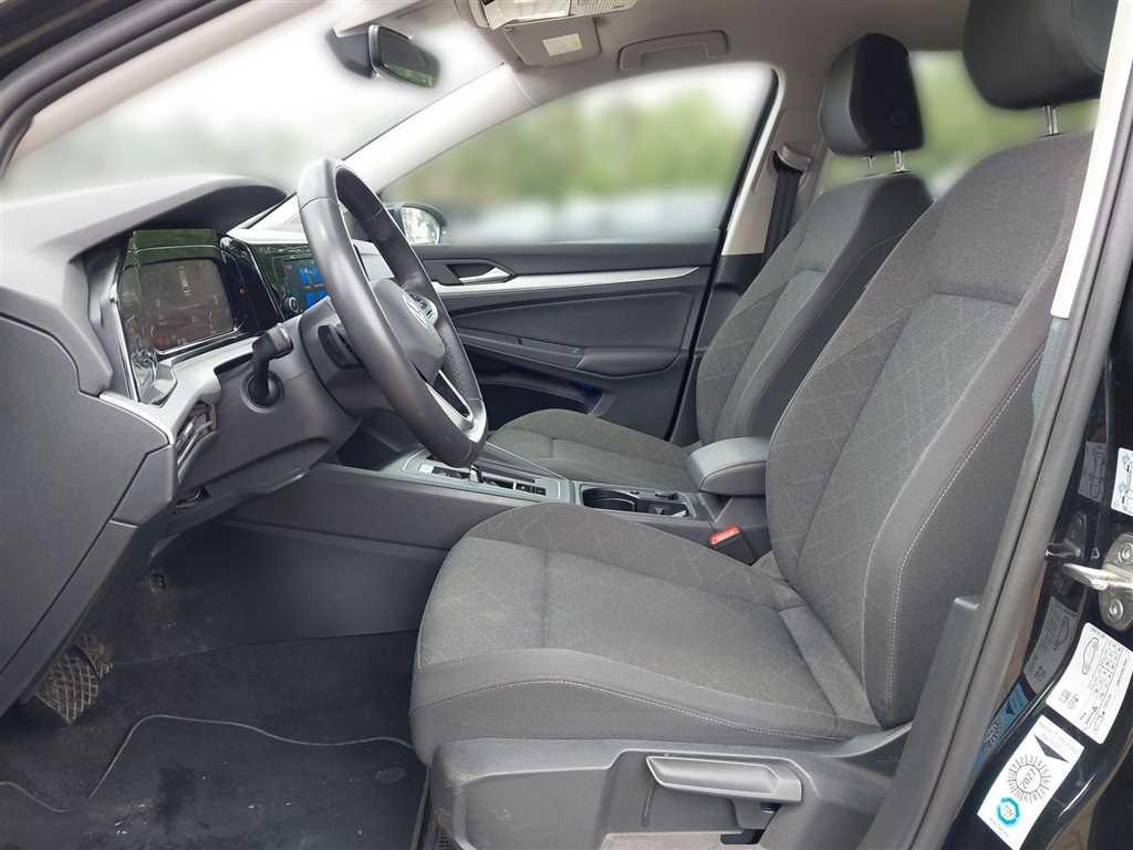 Volkswagen Golf 2024 г. Чёрный, пробег 22199 км