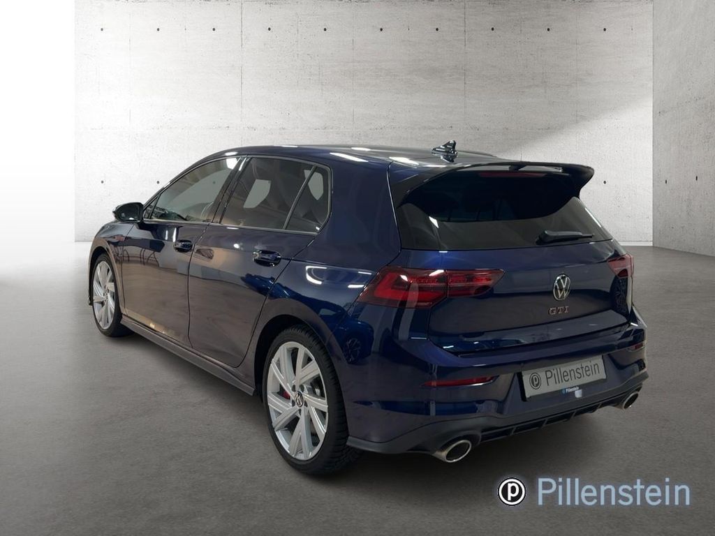 Volkswagen Golf 2023 г. Синий, пробег 53900 км