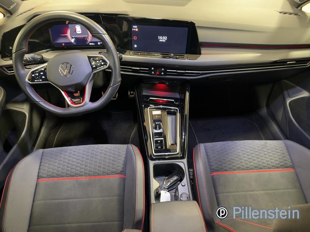 Volkswagen Golf 2023 г. Синий, пробег 53900 км