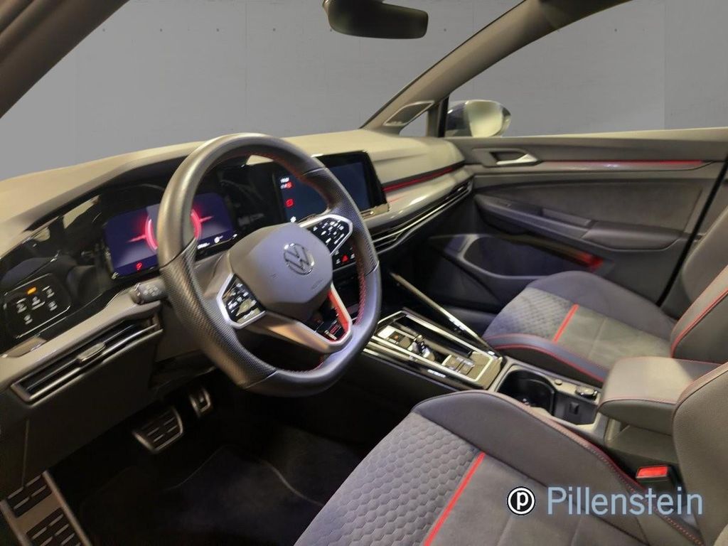 Volkswagen Golf 2023 г. Синий, пробег 53900 км