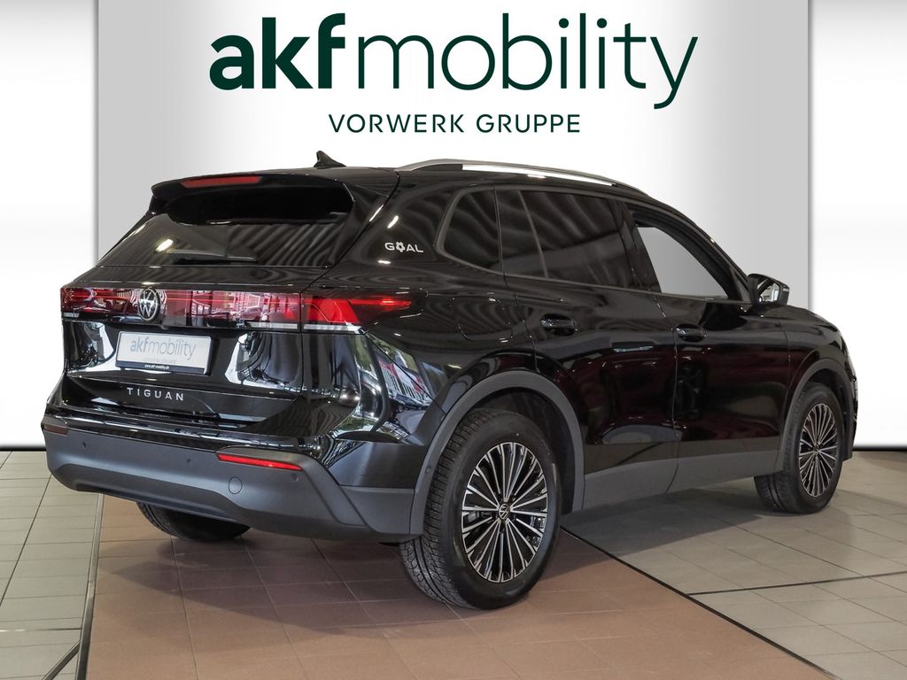 Volkswagen Tiguan 2025 г. Чёрный, пробег 40633 км
